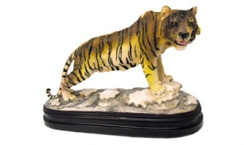 Tigre Decorativo De Resina Dourado E Preto